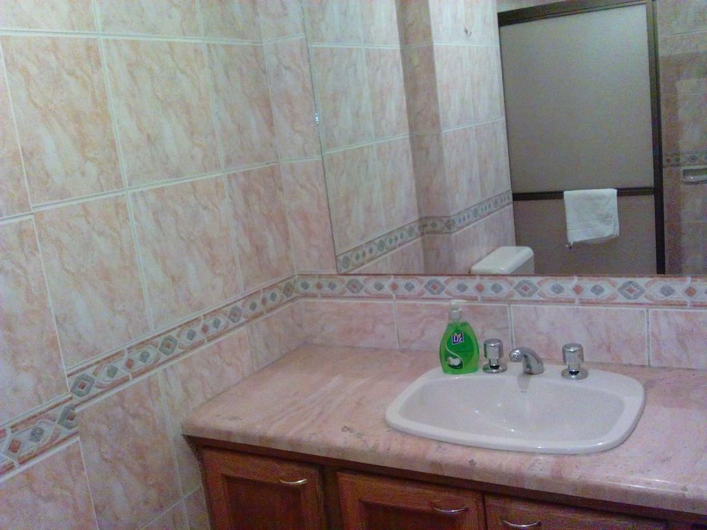 Apartamentos Sercan Κοτσαμπάμπα Δωμάτιο φωτογραφία